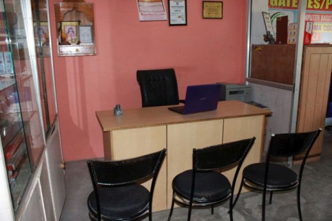 Vinayak Institute of Professional Studies (VIP Studies) Councelling Room